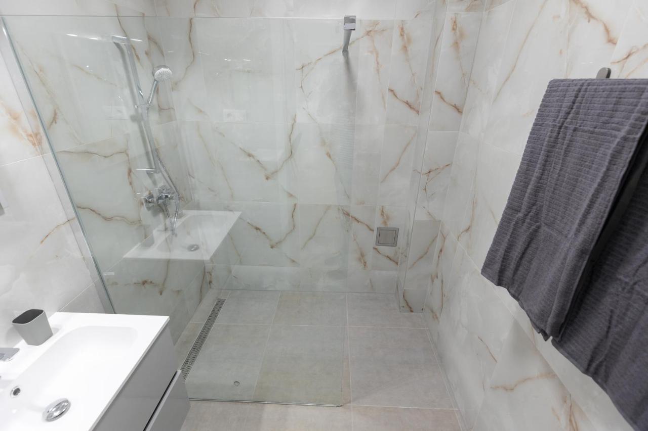 Gems Of Budapest - Emerald Suite Bagian luar foto